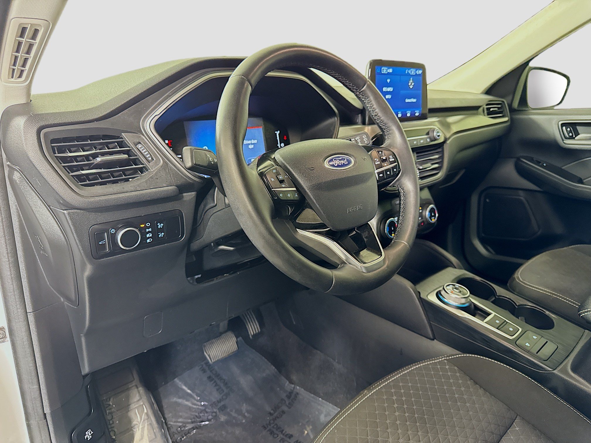 Used 2023 Ford Escape Active w/ Cold Weather Package FWD image 23