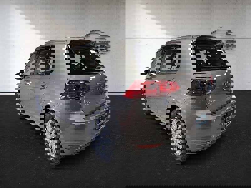 Used 2015 Volkswagen e-Golf Limited Edition image 8