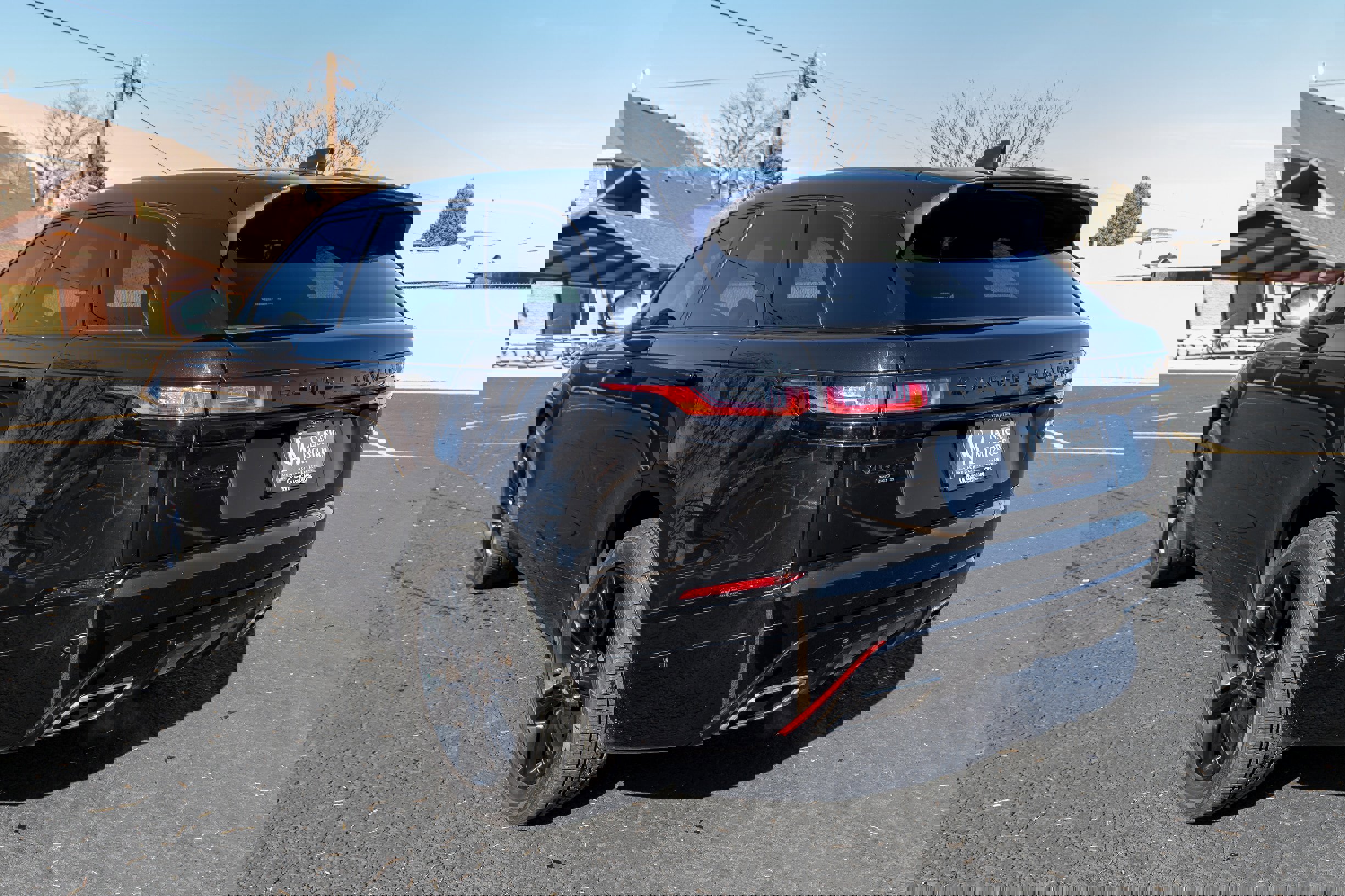 Used 2021 Land Rover Range Rover Velar R-Dynamic S image 6