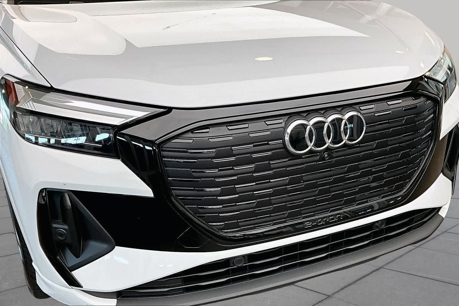 Certified 2025 Audi Q4 e-tron Premium Plus w/ Premium Plus AWD/4WD image 31
