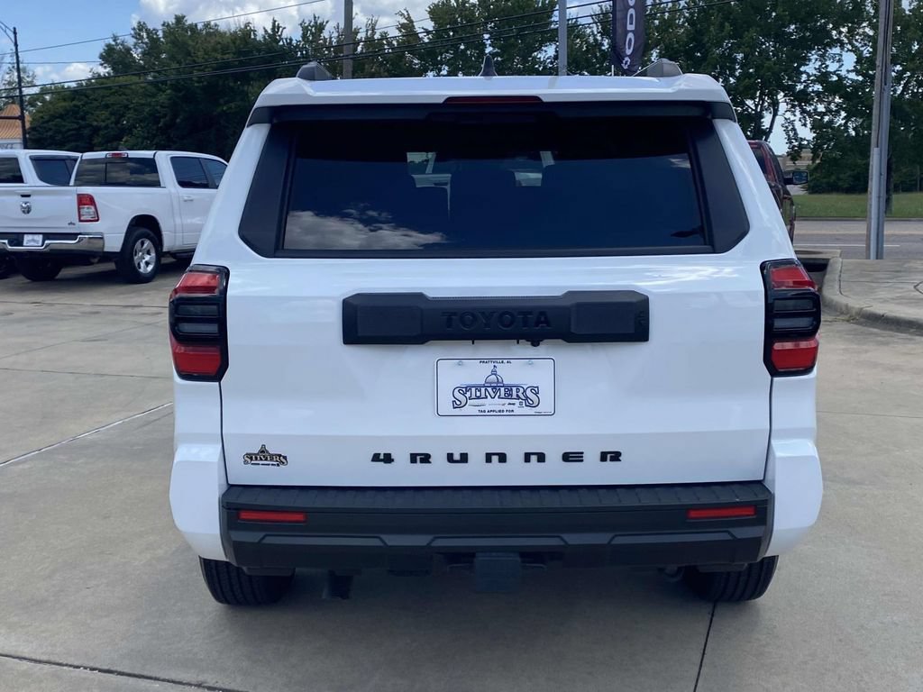 Used 2025 Toyota 4Runner SR5 RWD image 40