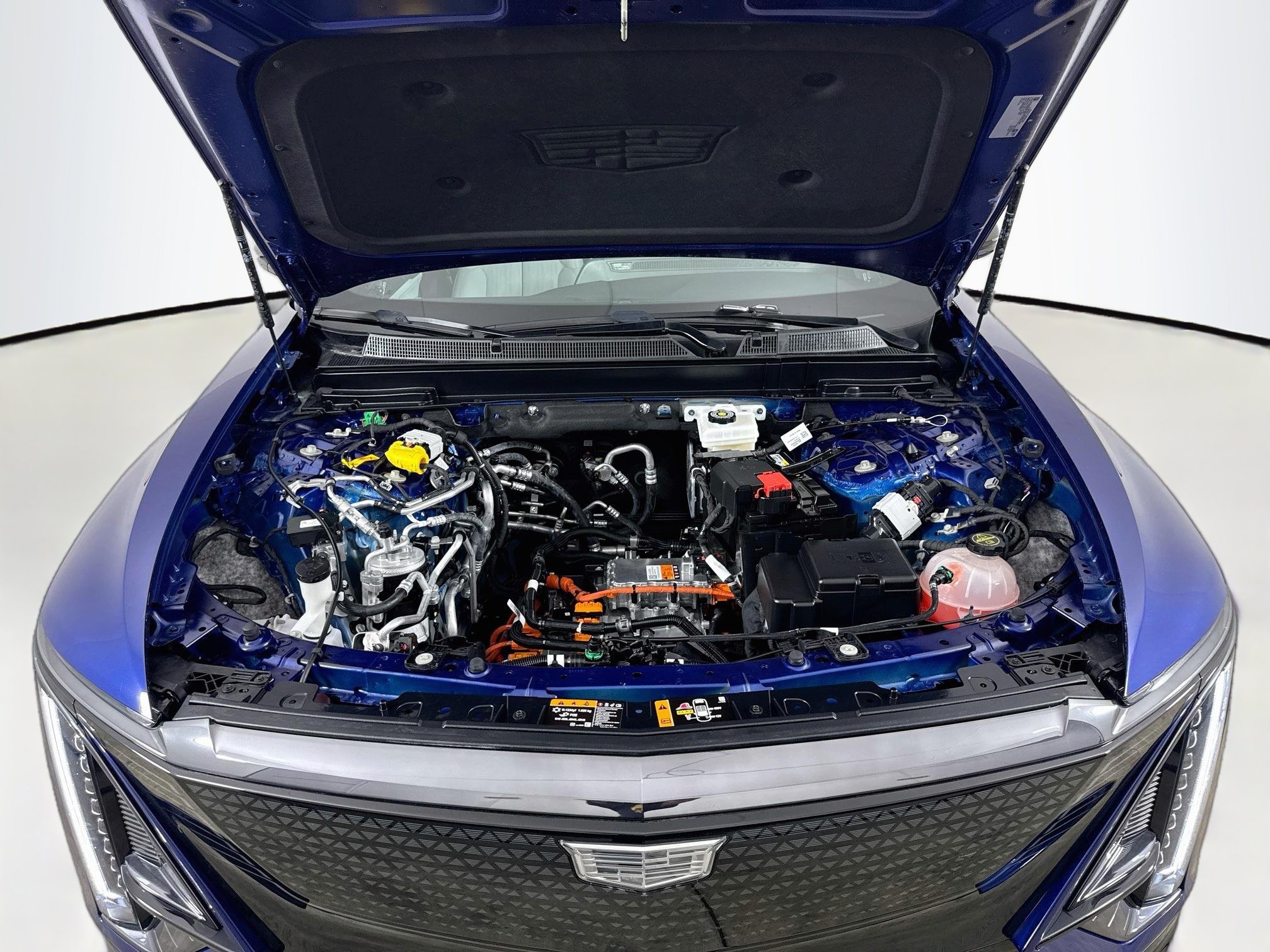 Used 2025 Cadillac Lyriq Sport RWD image 32