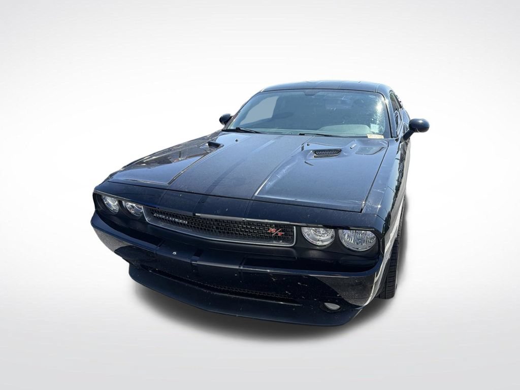 Used 2013 Dodge Challenger R/T Plus RWD image 2