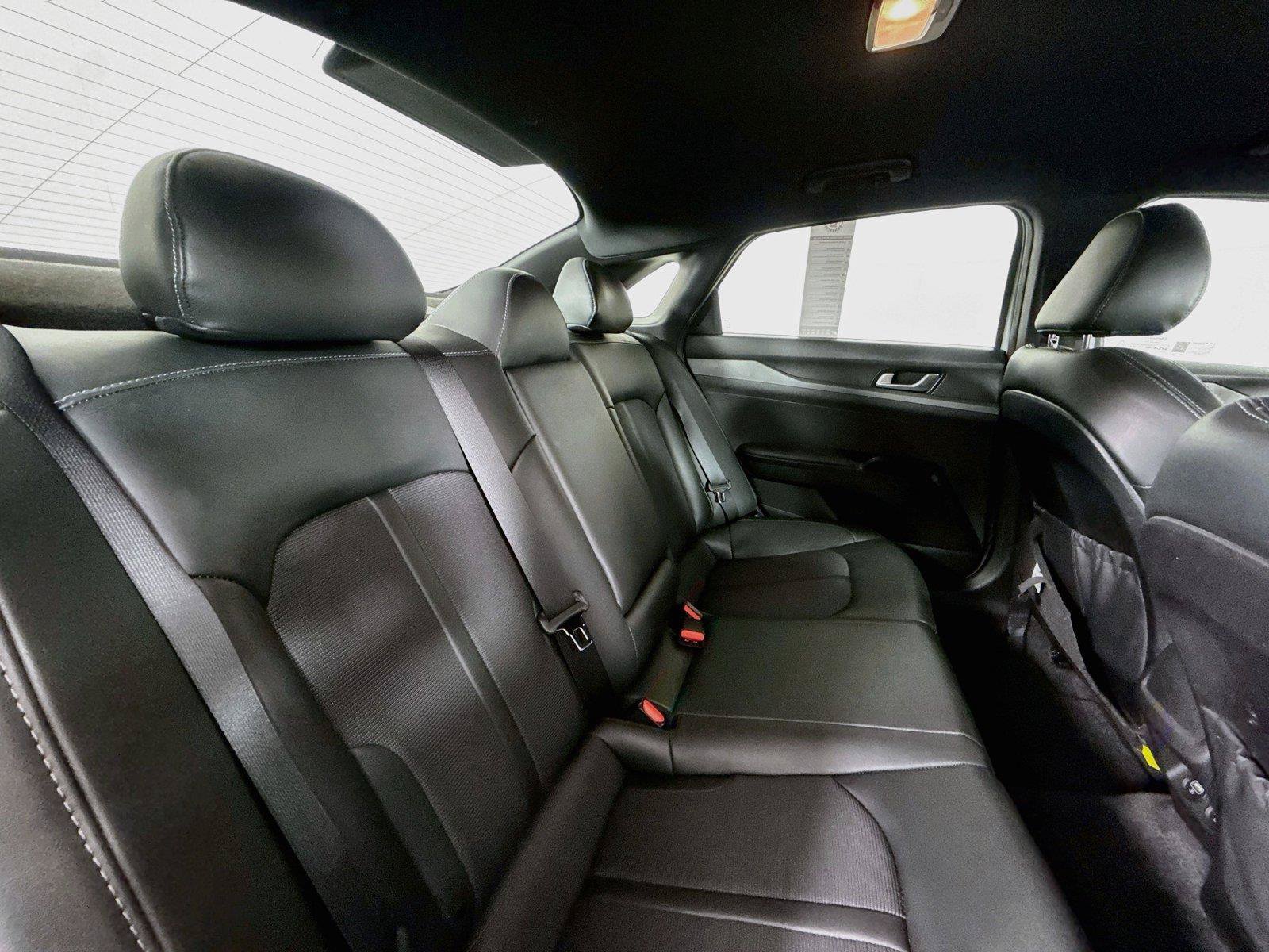 Used 2022 Kia K5 GT-Line FWD image 36