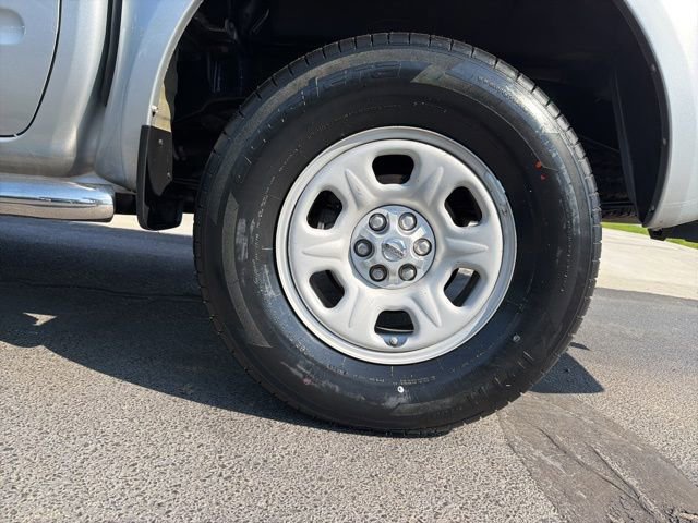 Used 2015 Nissan Frontier S RWD image 32