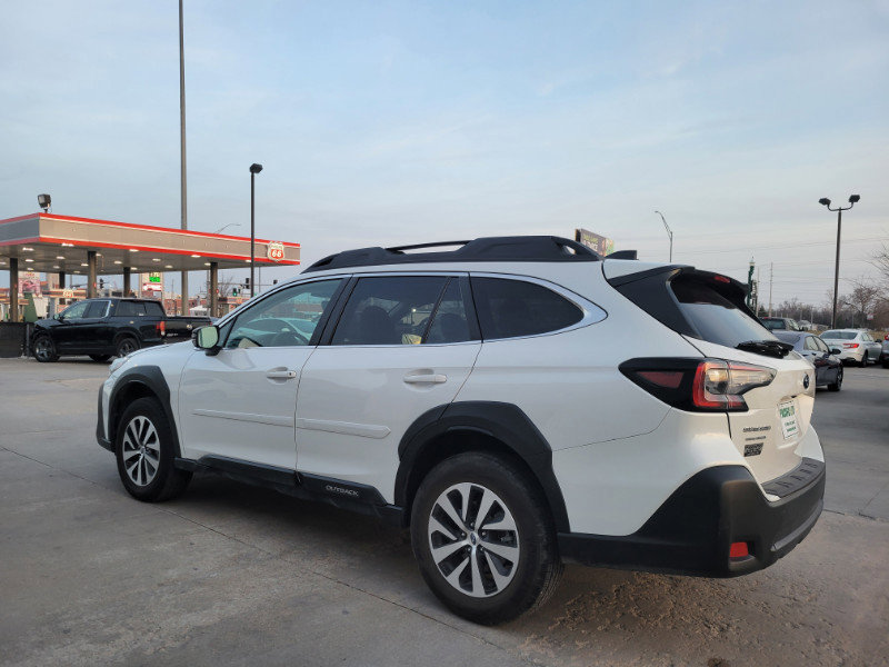 Used 2025 Subaru Outback Premium w/ Popular Package #1A image 5