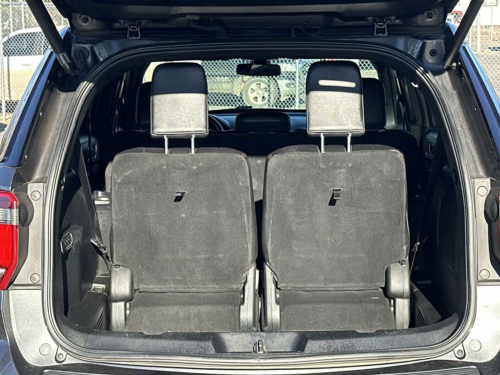 Used 2018 Ford Explorer Sport w/ Equipment Group 401A image 20