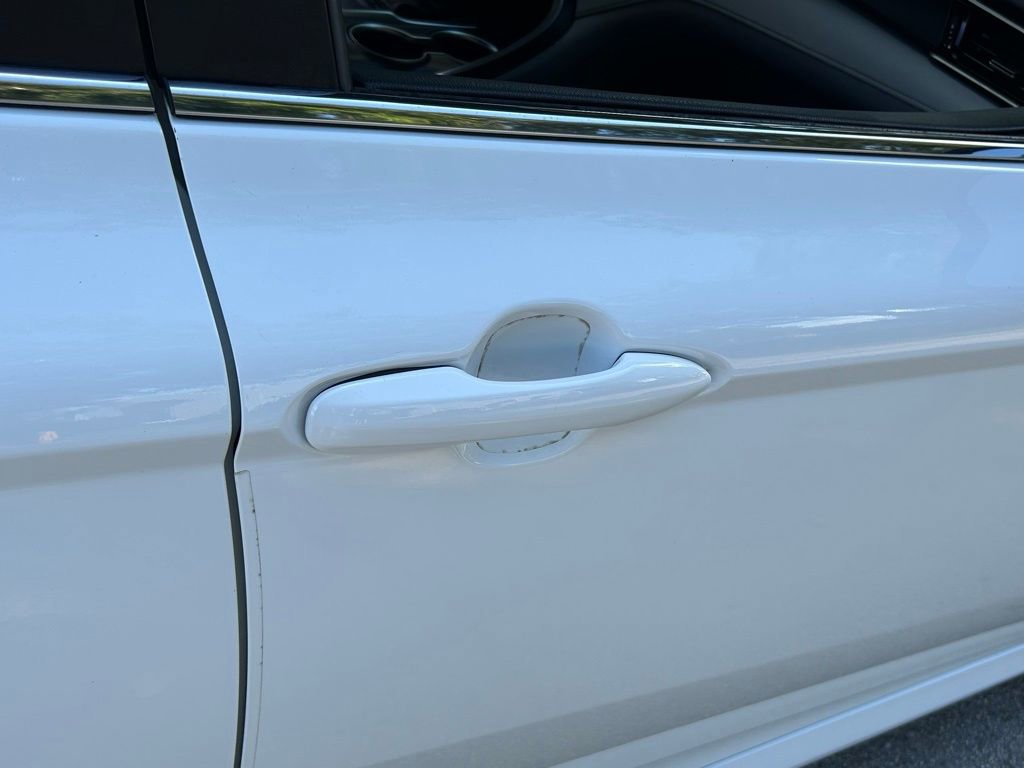 Used 2023 Toyota Camry LE image 28