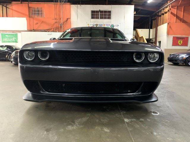 Used 2018 Dodge Challenger R/T Scat Pack w/ Leather Interior Group RWD image 10