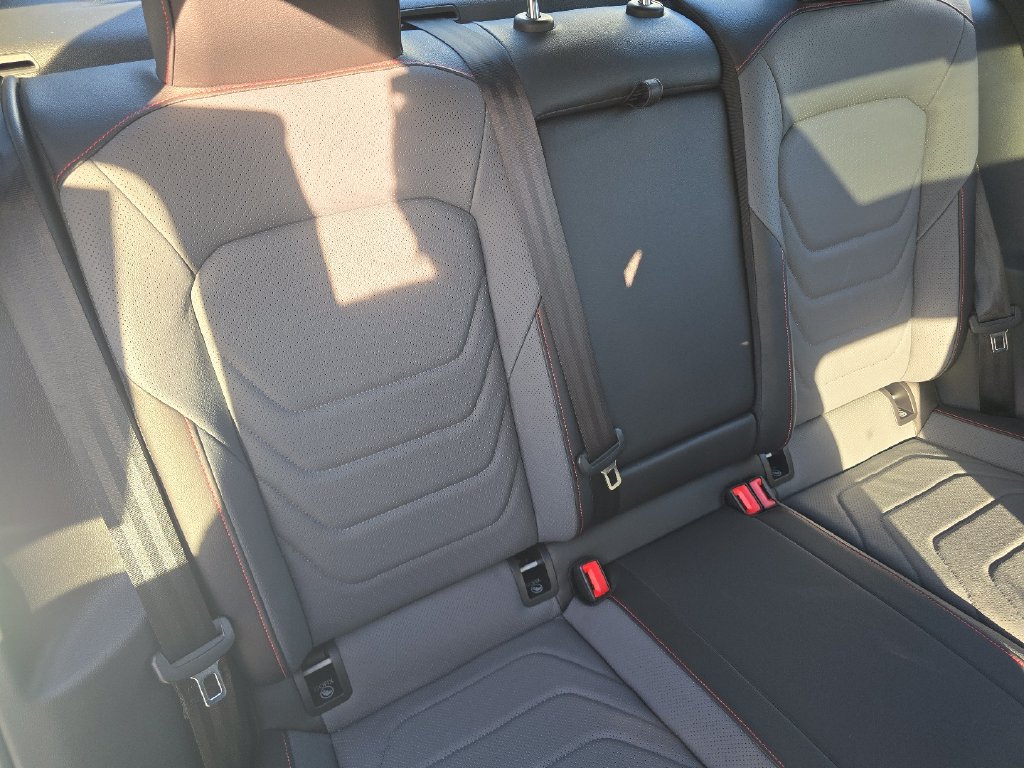 New 2027 Volkswagen Jetta GLI Autobahn FWD image 16