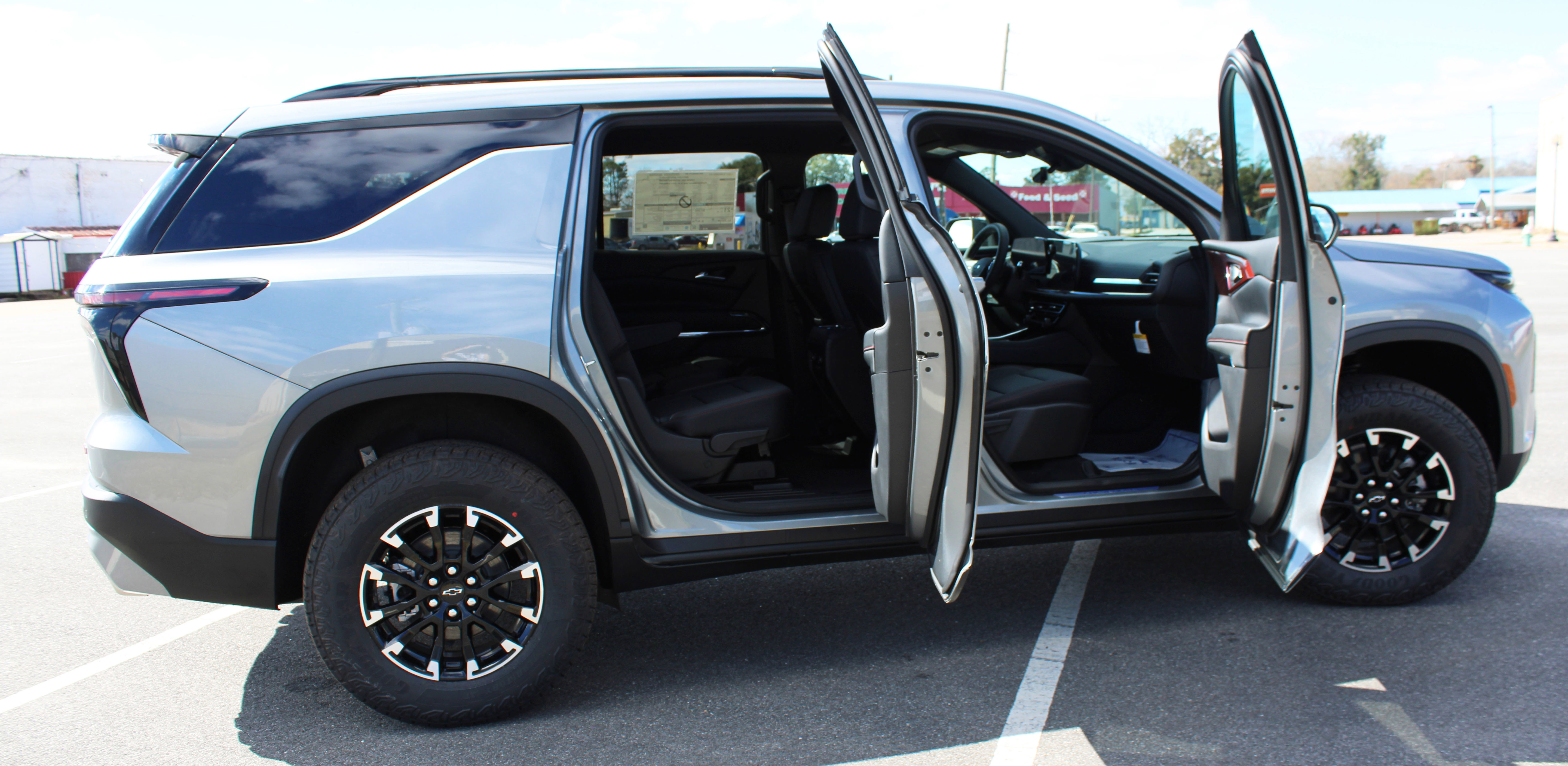 New 2026 Chevrolet Traverse Z71 image 11