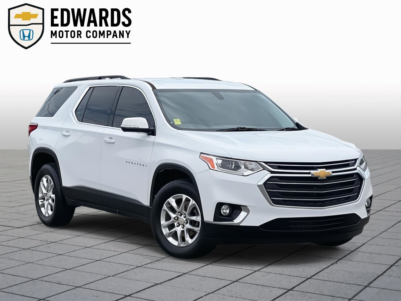 Used 2020 Chevrolet Traverse LT