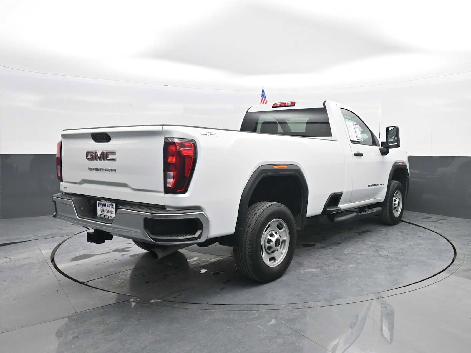 Used 2025 GMC Sierra 2500 Pro w/ Convenience Package image 8