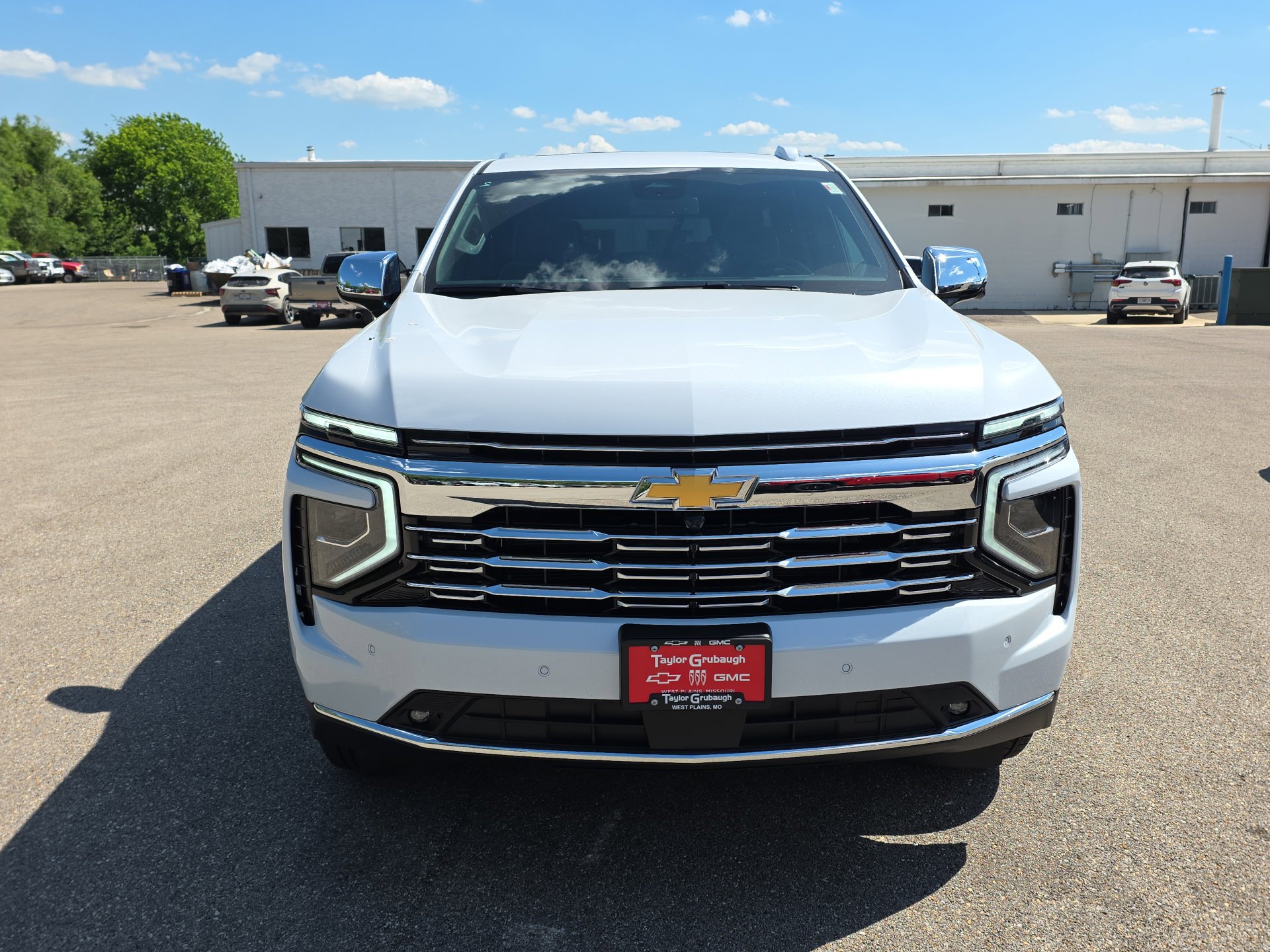 New 2026 Chevrolet Tahoe Premier w/ Sun And Tow Package AWD/4WD image 3