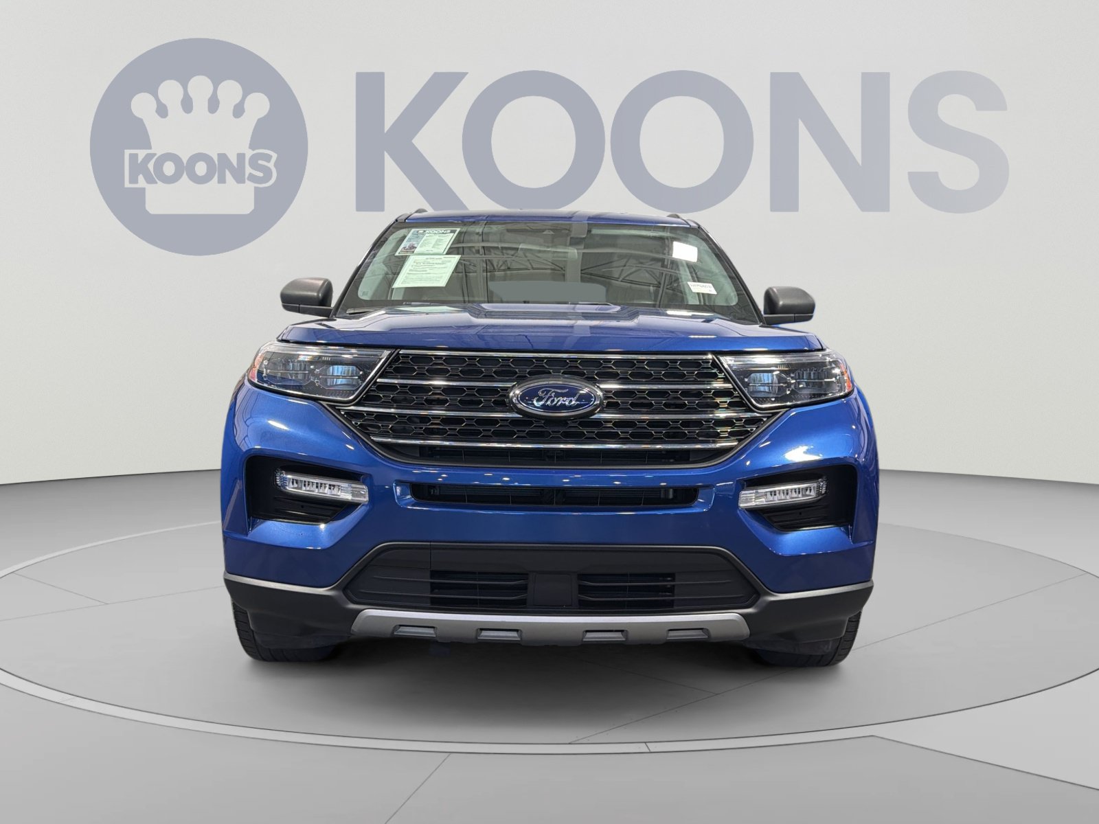 Used 2022 Ford Explorer XLT w/ Equipment Group 202A AWD/4WD image 11
