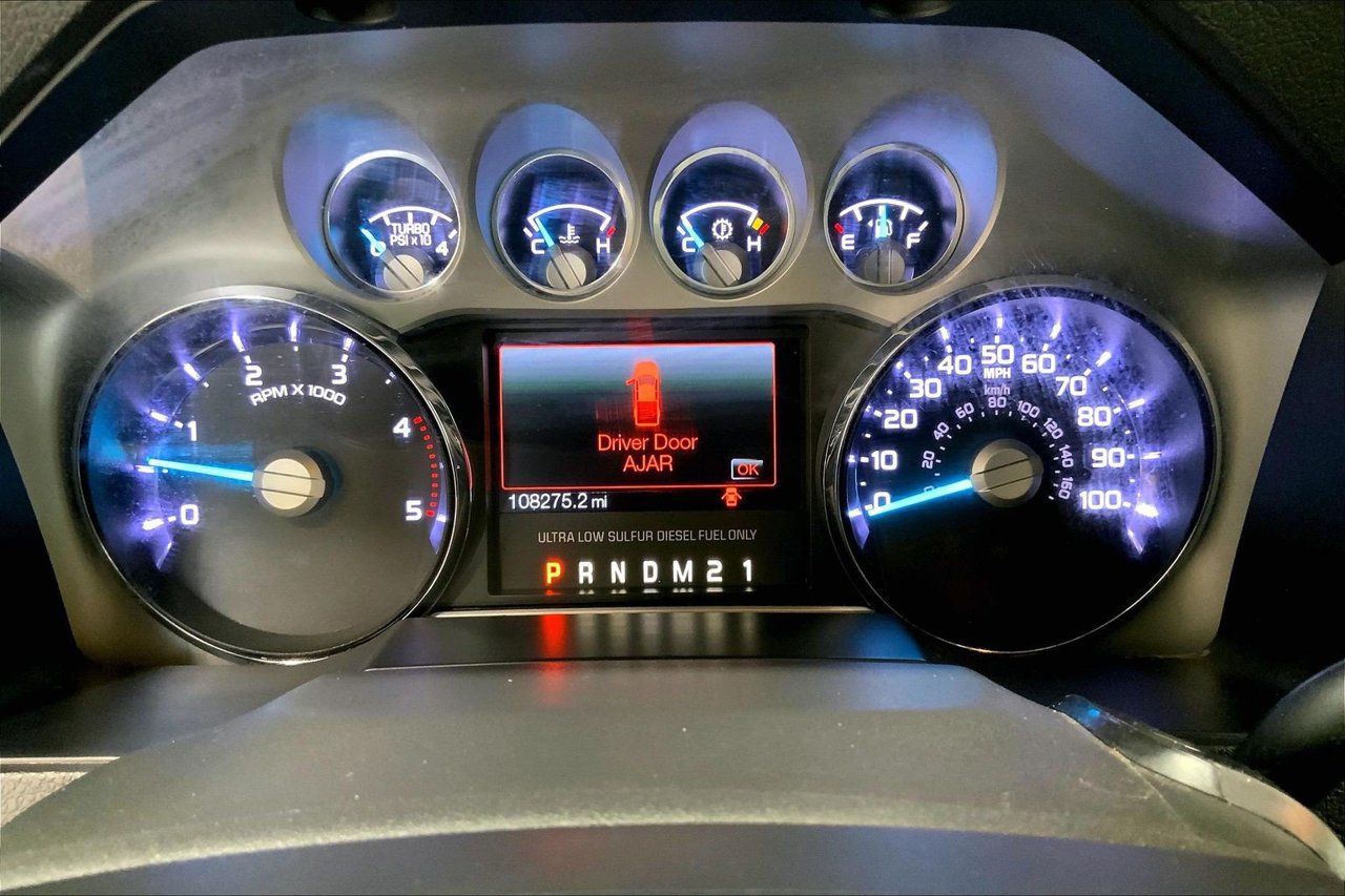 Used 2016 Ford F250 Lariat w/ Lariat Ultimate Package AWD/4WD image 23