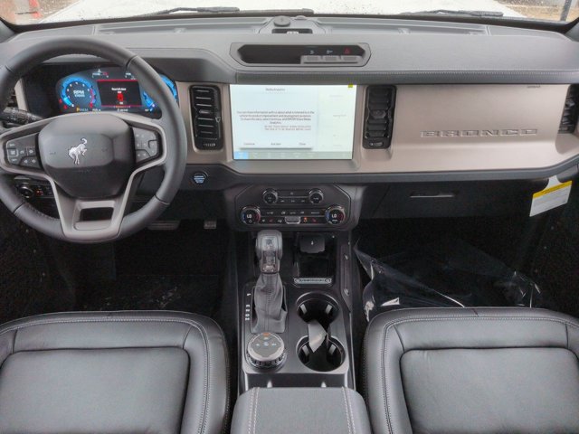 New 2026 Ford Bronco Outer Banks AWD/4WD image 15