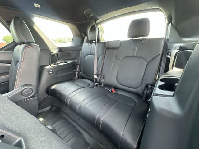 Used 2025 Honda Pilot TrailSport image 20