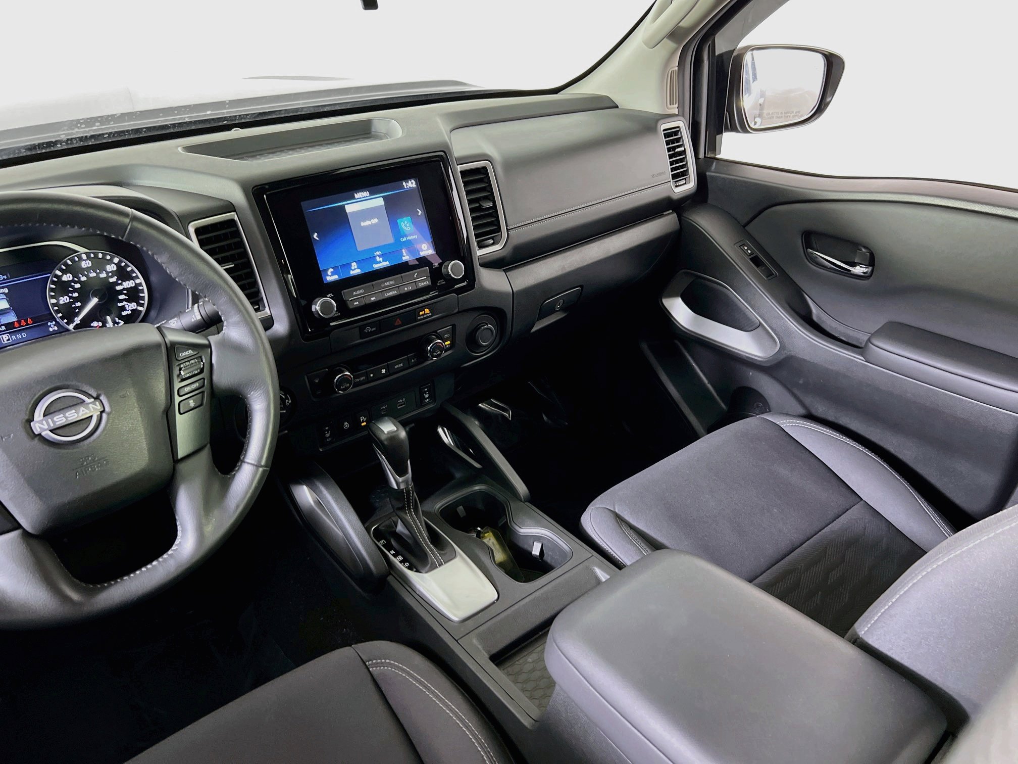 Used 2024 Nissan Frontier SV w/ SV Convenience Package AWD/4WD image 22