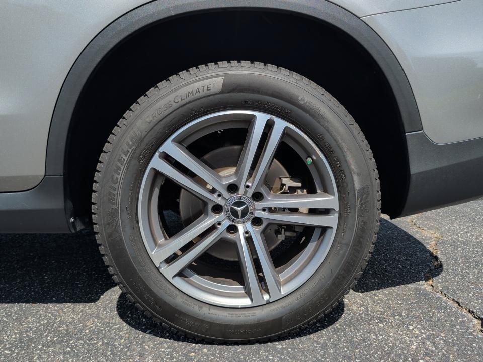 Used 2020 Mercedes-Benz GLC 300 4MATIC image 26