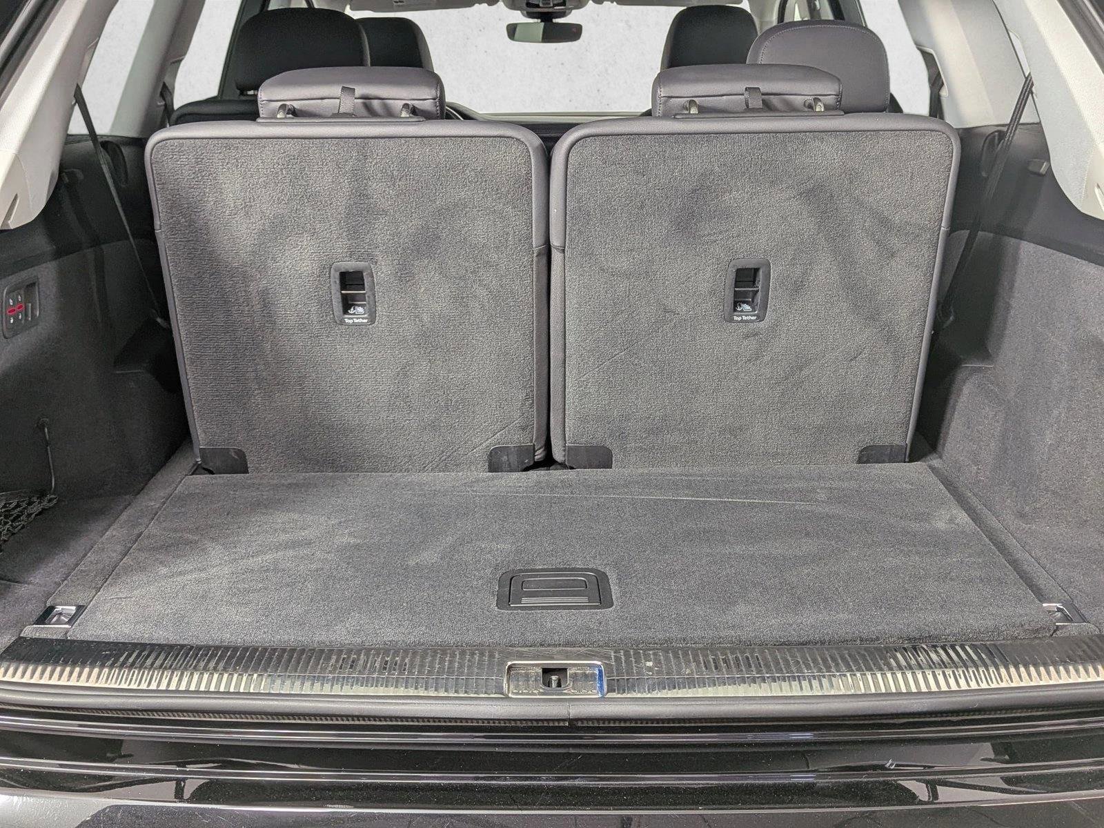 Used 2023 Audi Q7 3.0T Premium Plus w/ Premium Plus Package AWD/4WD image 16