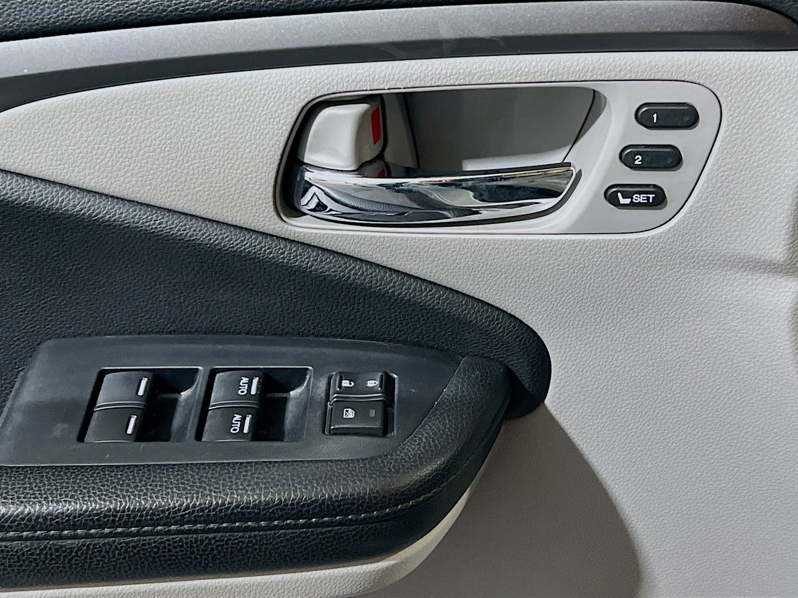 Used 2019 Honda Pilot EX-L image 13