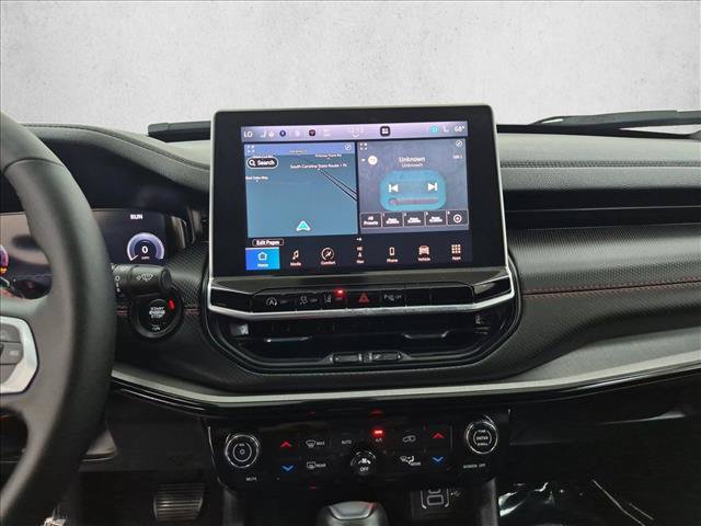 Certified 2025 Jeep Compass Trailhawk w/ Trailhawk Elite Group AWD/4WD image 15