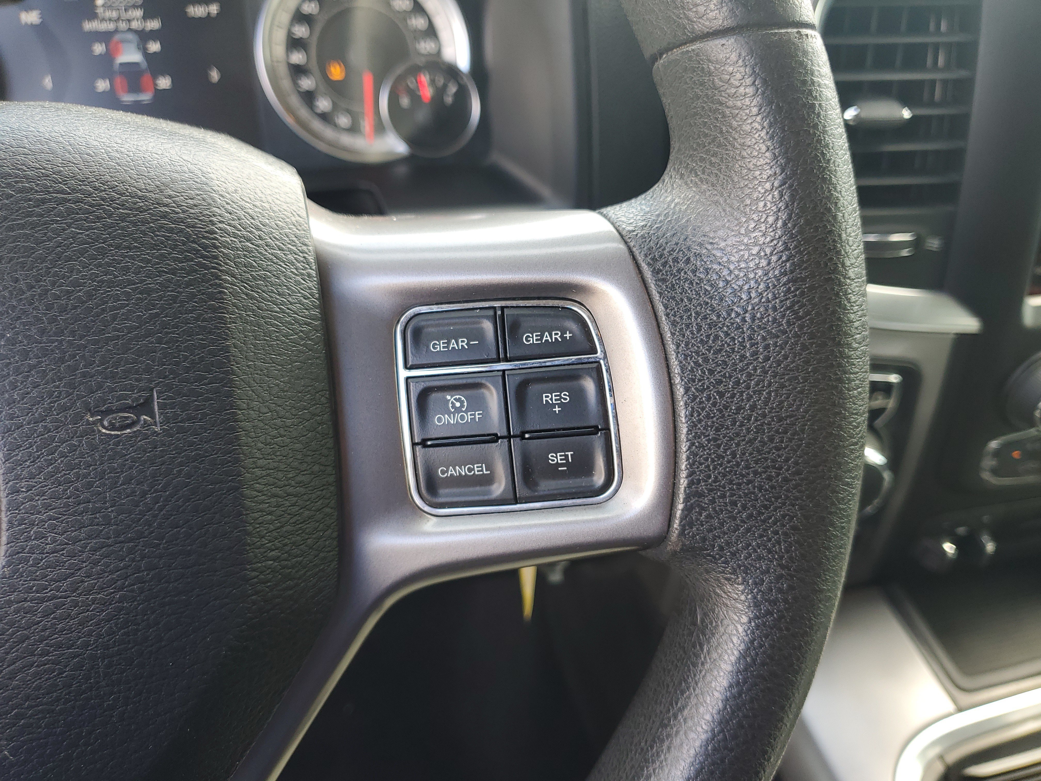 Used 2023 RAM 1500 Classic SLT w/ Trailer & Traction Group AWD/4WD image 17