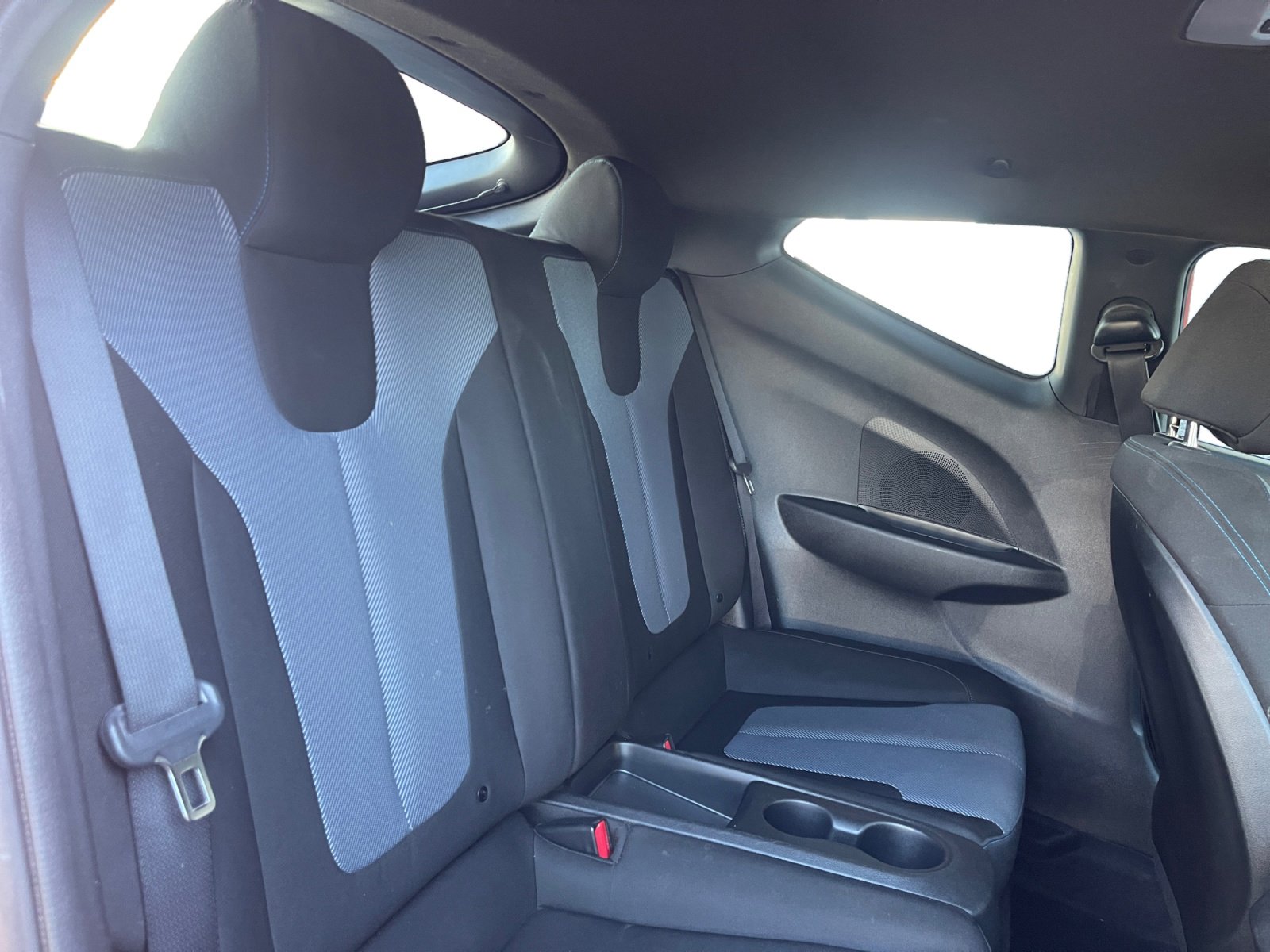 Used 2020 Hyundai Veloster 2.0 FWD image 13