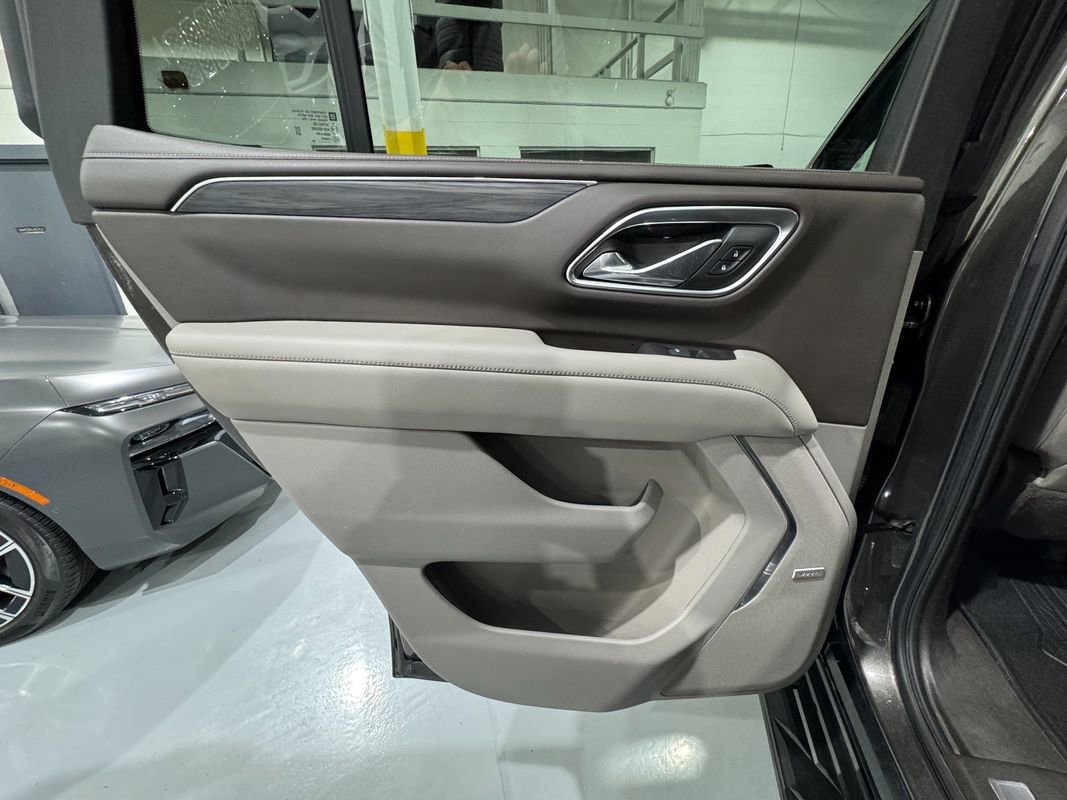 Used 2021 GMC Yukon SLT w/ SLT Luxury Plus Package image 35