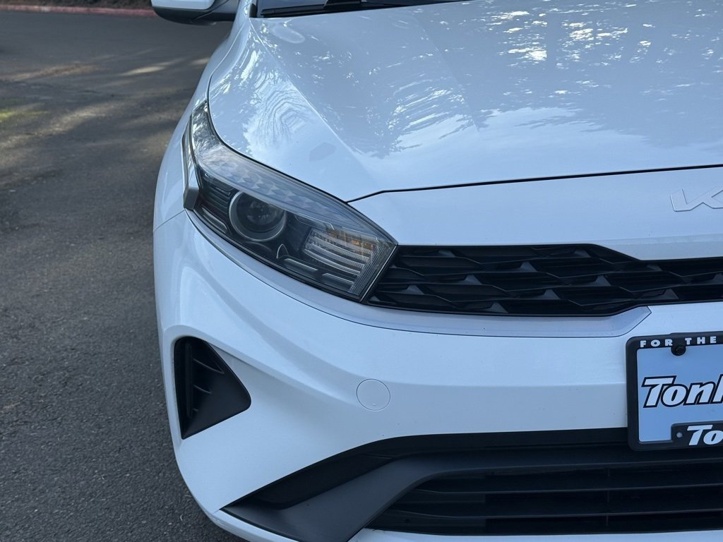 Used 2022 Kia Forte LXS image 4