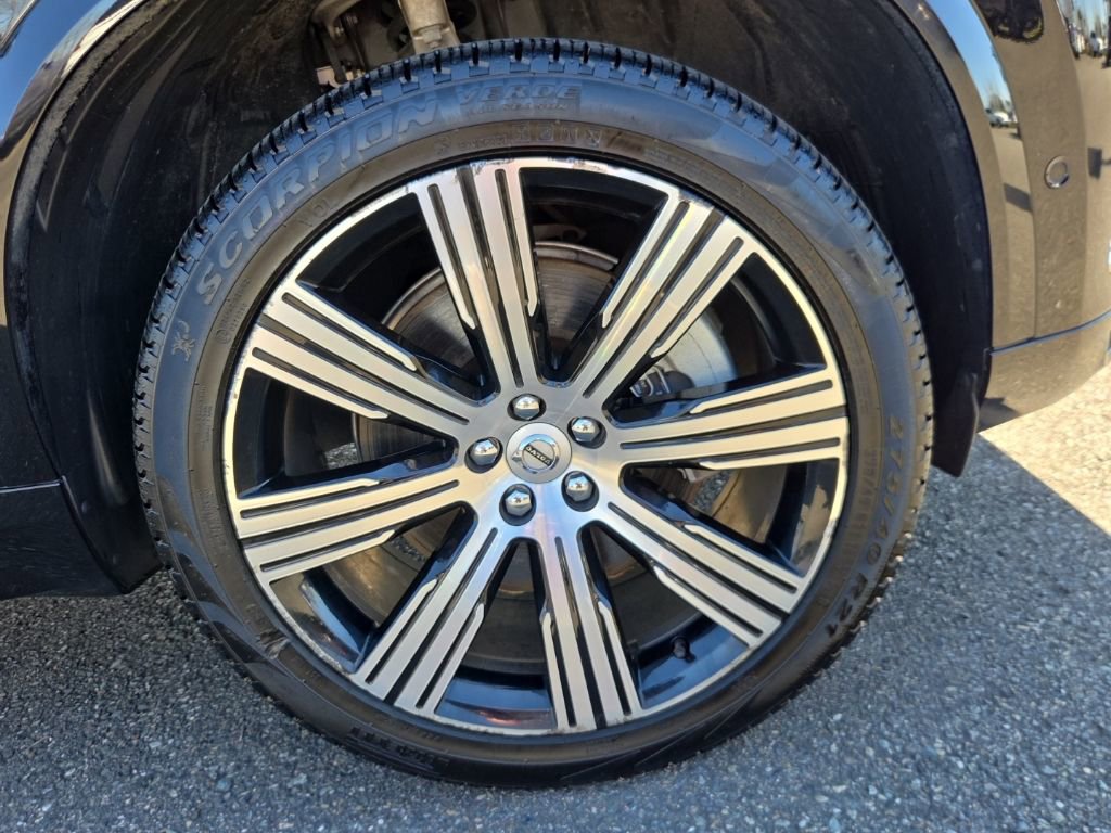 Certified 2025 Volvo XC90 T8 Ultra image 10