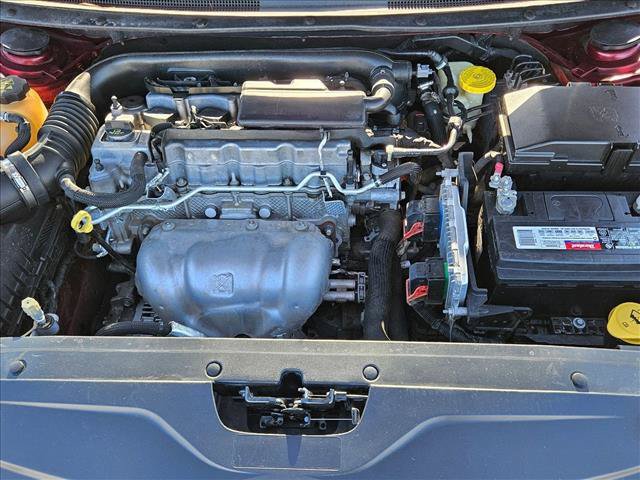 Used 2015 Chrysler 200 Limited w/ Convenience Group FWD image 20