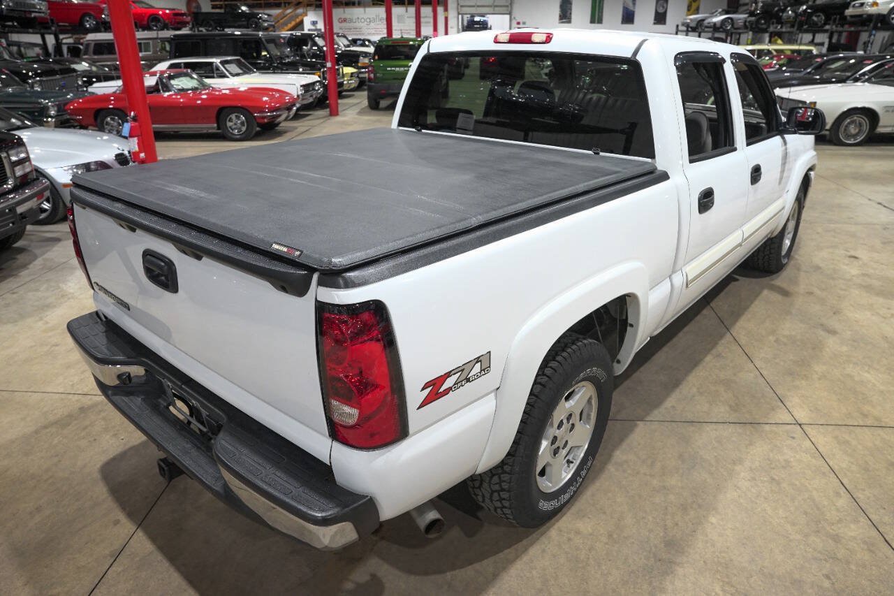 Used 2006 Chevrolet Silverado 1500 LT w/ Light Duty Power Package AWD/4WD image 17