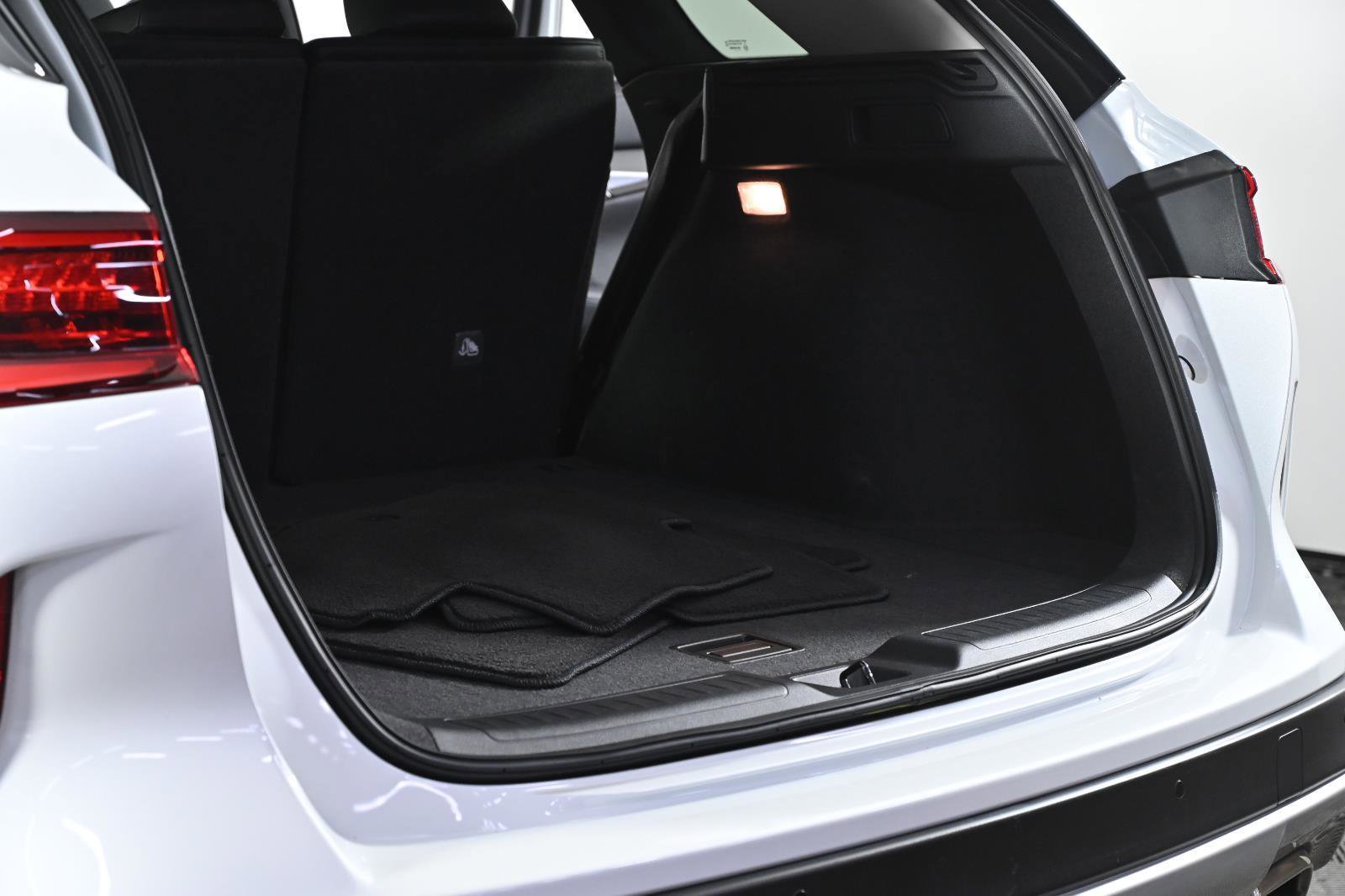 Used 2024 INFINITI QX50 Luxe image 30