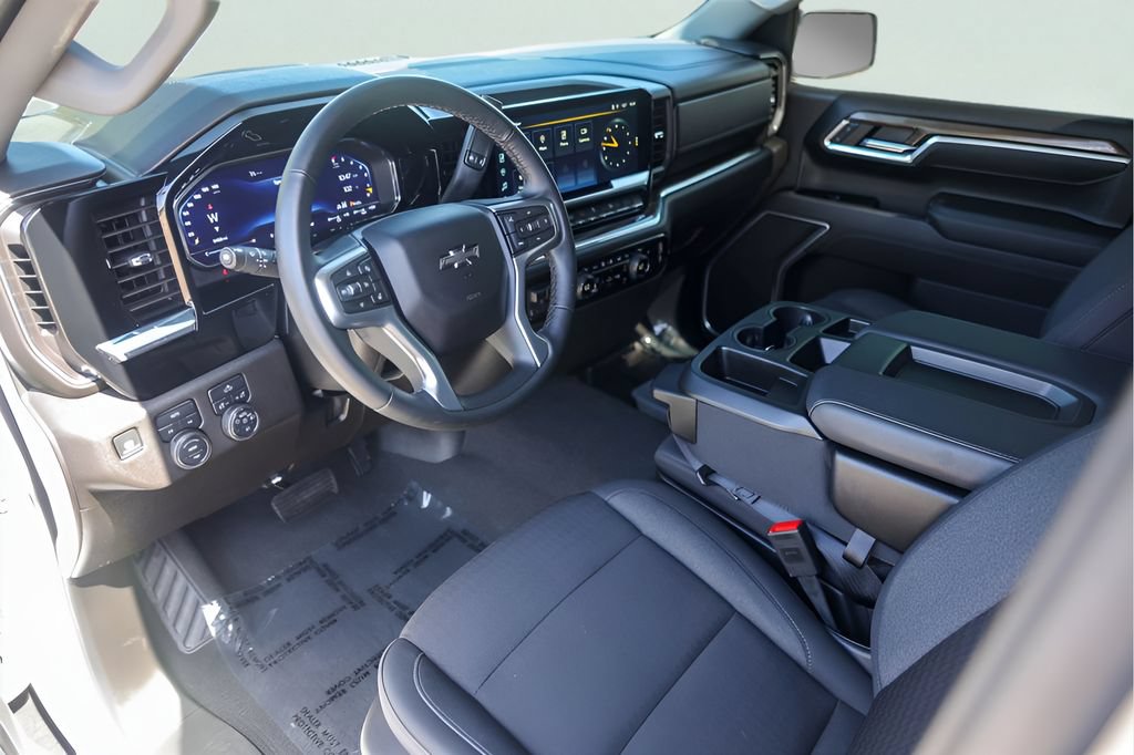 Used 2024 Chevrolet Silverado 1500 RST AWD/4WD image 12