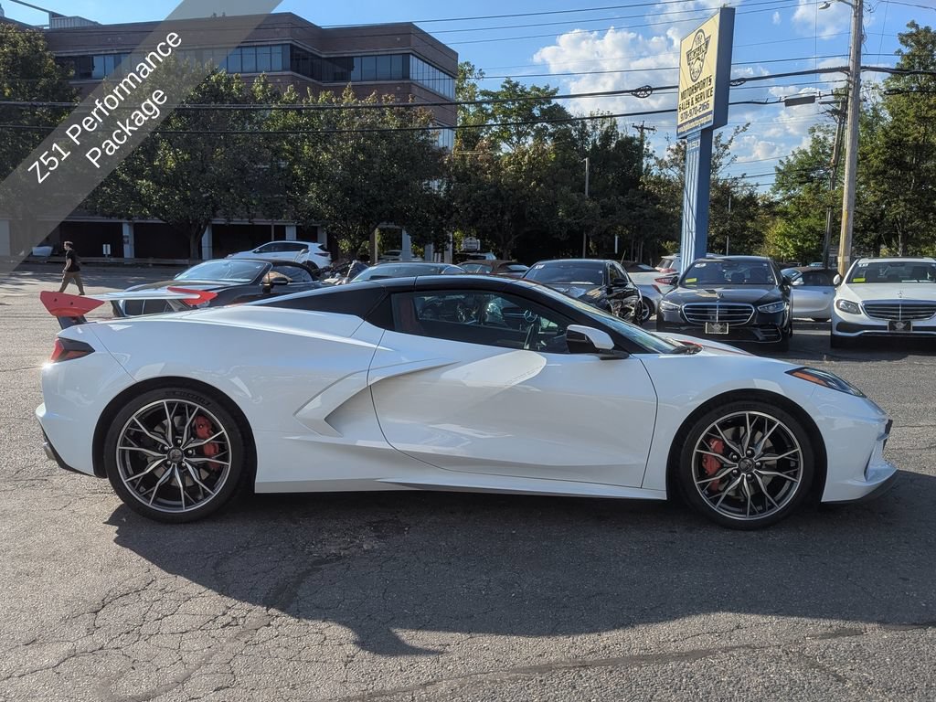 Used 2023 Chevrolet Corvette Stingray Premium Conv w/ Z51 Performance Package RWD image 7