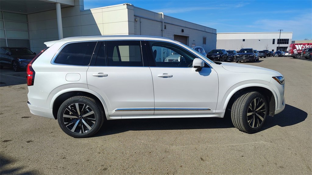 New 2025 Volvo XC90 T8 Core w/ Climate Package image 2