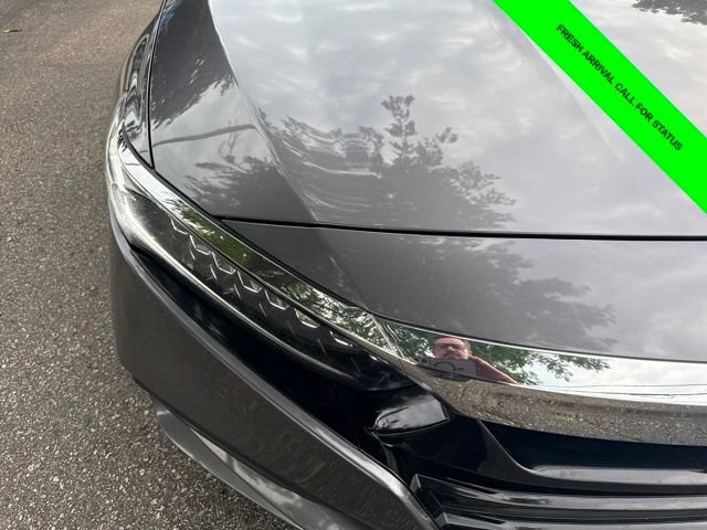 Used 2018 Honda Accord Touring image 35