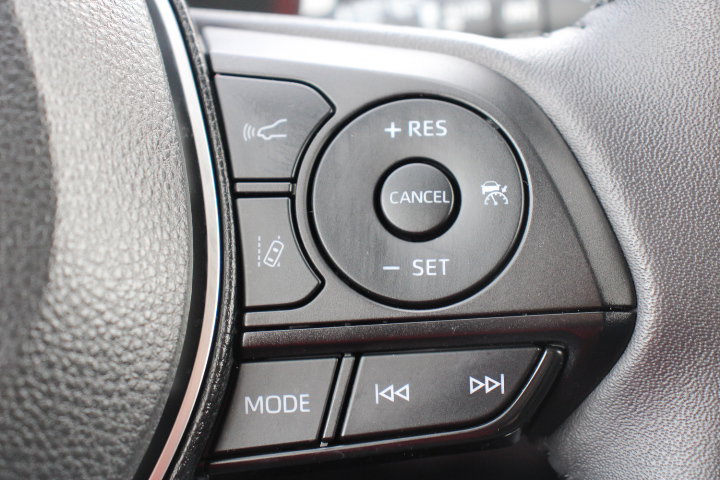 Certified 2025 Toyota RAV4 XLE w/ Convenience Package image 26