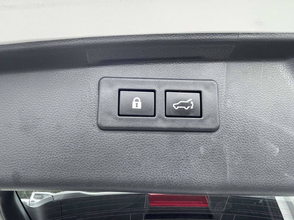 Used 2021 Subaru Outback Limited AWD/4WD image 13