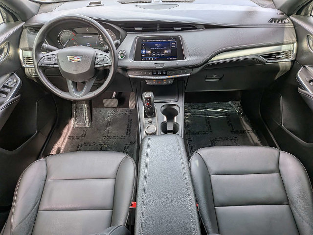 Used 2019 Cadillac XT4 Premium Luxury w/ Cold Weather Package FWD image 18