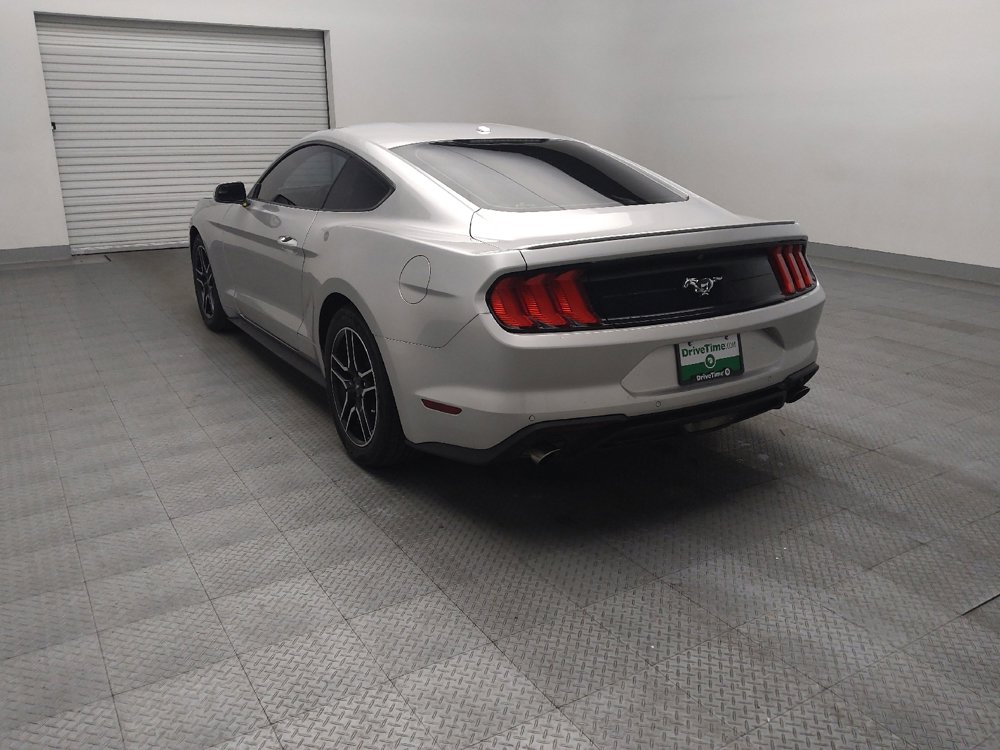 Used 2019 Ford Mustang Premium RWD image 5
