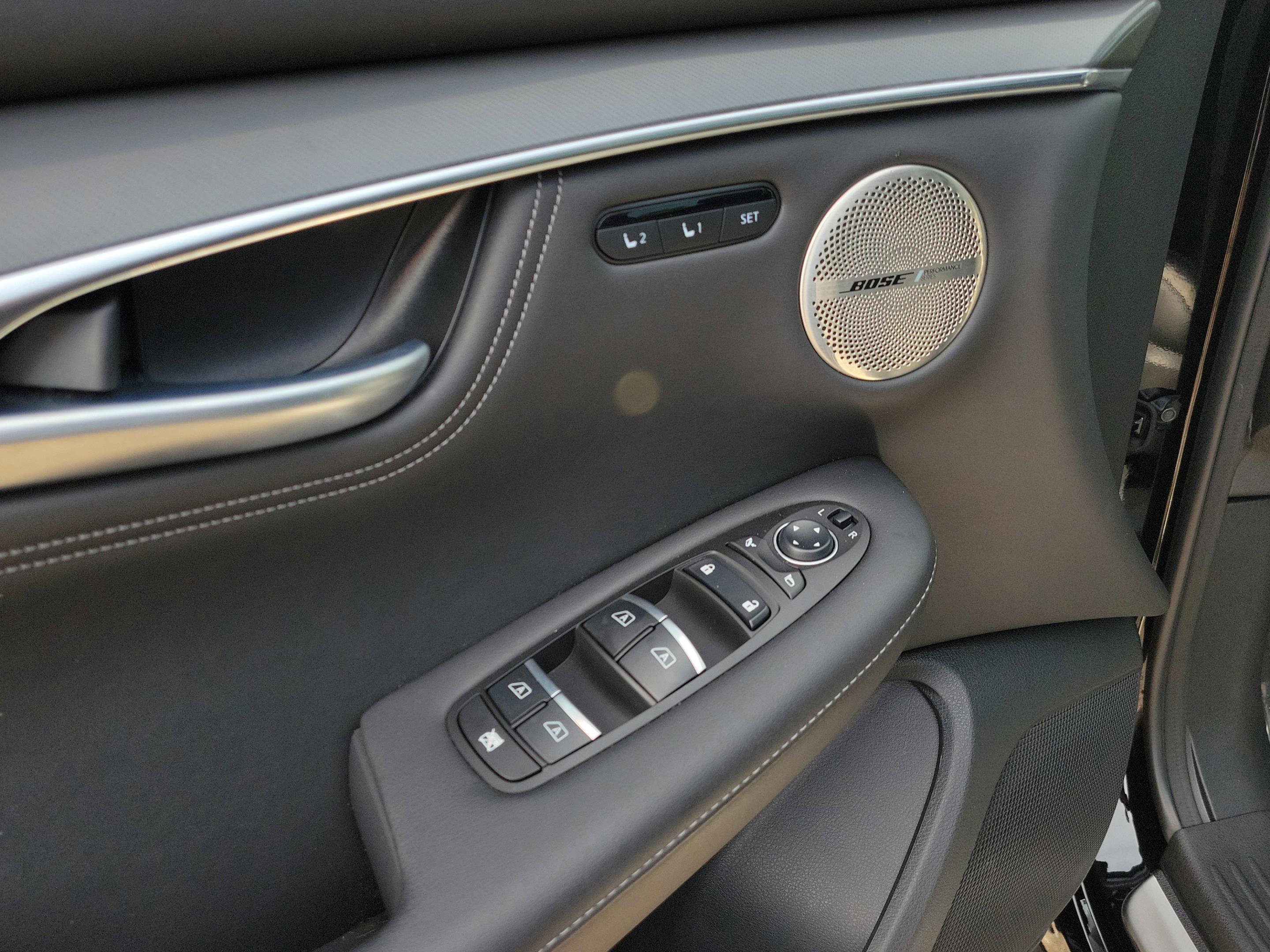 Certified 2025 INFINITI QX55 Essential w/ Accent Package image 18