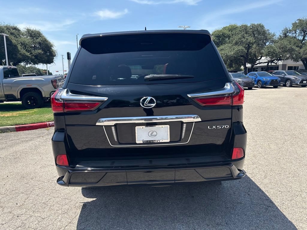 Used 2021 Lexus LX 570 4WD w/ Sport Package image 4