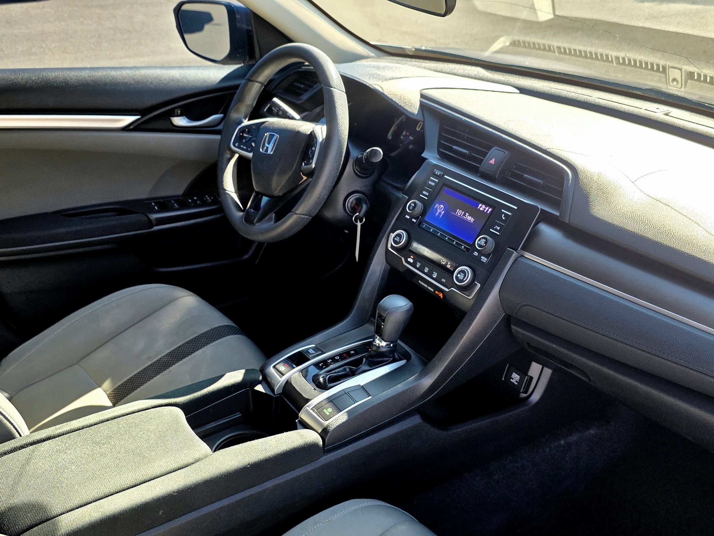 Used 2021 Honda Civic LX image 27
