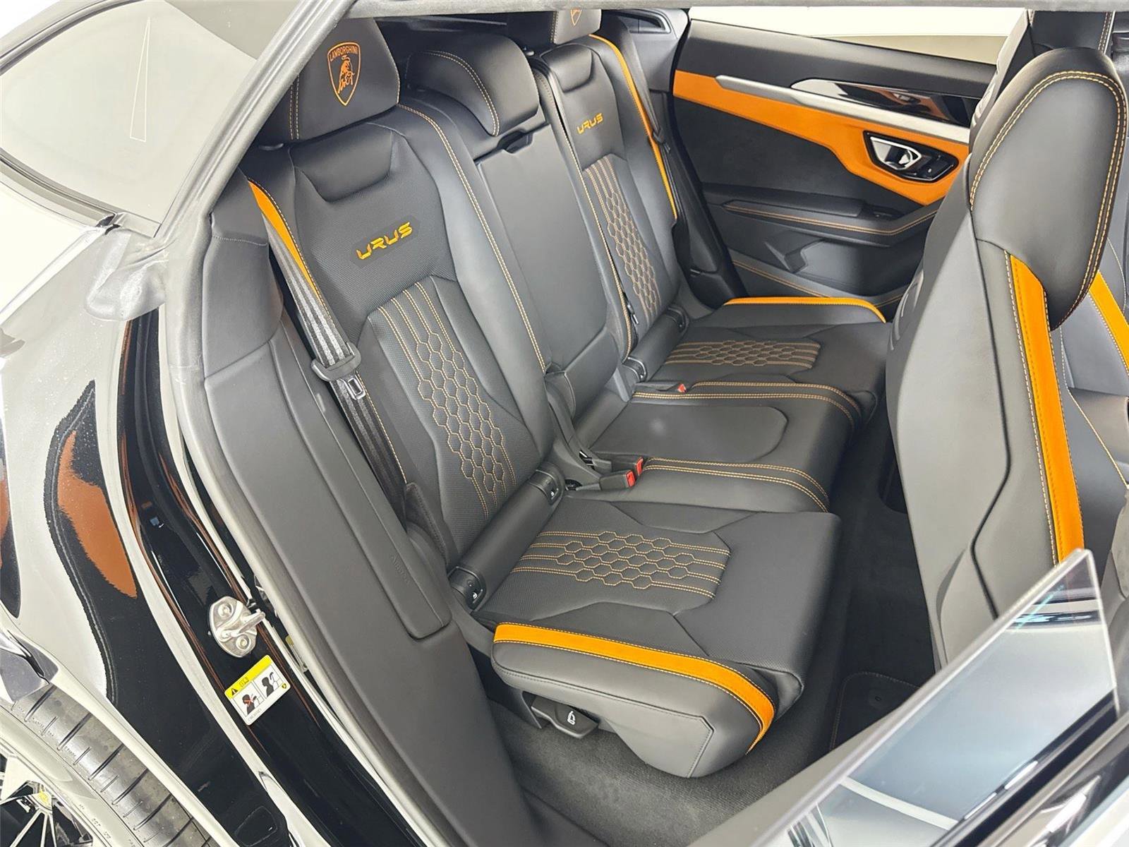 Used 2024 Lamborghini Urus S AWD/4WD image 28