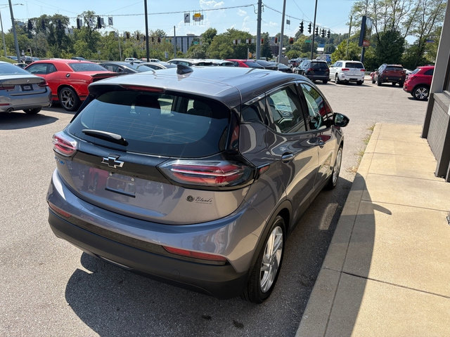 Used 2023 Chevrolet Bolt LT FWD image 6