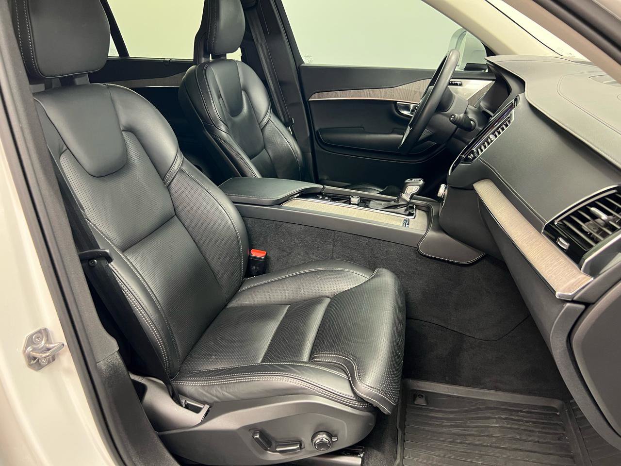 Used 2022 Volvo XC90 T6 Inscription w/ Advanced Package image 14