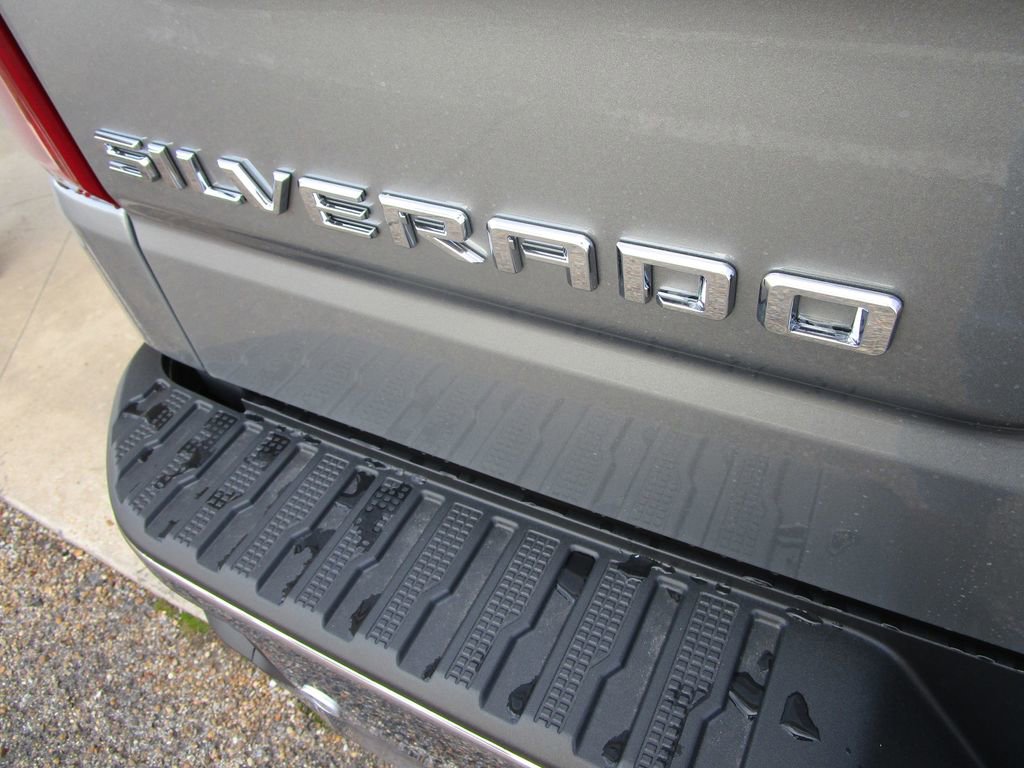 New 2026 Chevrolet Silverado 1500 LTZ image 13